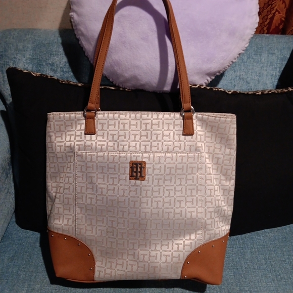 Tommy Hilfiger Tote Signature TH Brown Shopping Handbag semi new bag - Picture 2 of 6